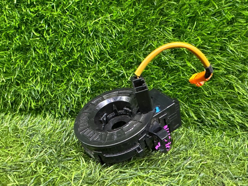 Шлейф-лента TOYOTA AQUA NHP10 (б/у)