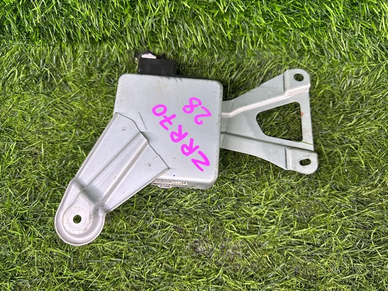 Блок управления рулевой колонкой Toyota Noah Voxy ZRR70 3ZR-FE 2010 (б/у)