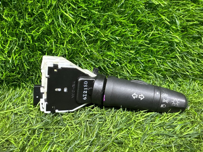 Блок подрулевых переключателей Nissan AD VAY12 правый (б/у)