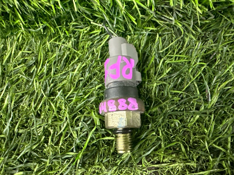 Датчик ГУР HONDA STEPWGN RF1 (б/у)