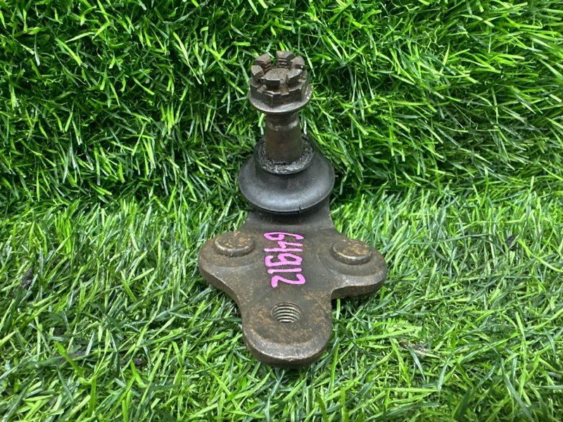 Шаровая опора лево/право TOYOTA RAUM EXZ10 передняя (б/у)