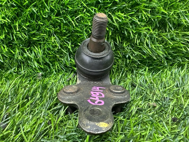 Шаровая опора лево/право TOYOTA RAUM EXZ10 передняя (б/у)