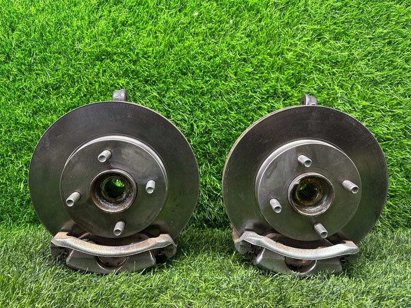 Ступицы ПАРА Лево/Право Nissan Note E11 передние (б/у)