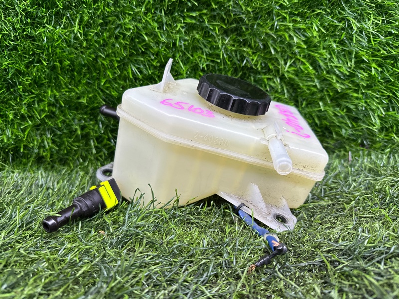 Бачок для тормозной жидкости LEXUS LS460 USF40 (б/у)