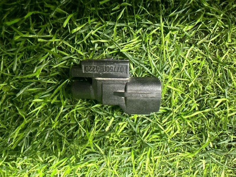 Датчик наружной температуры TOYOTA ESTIMA AHR20 (б/у)