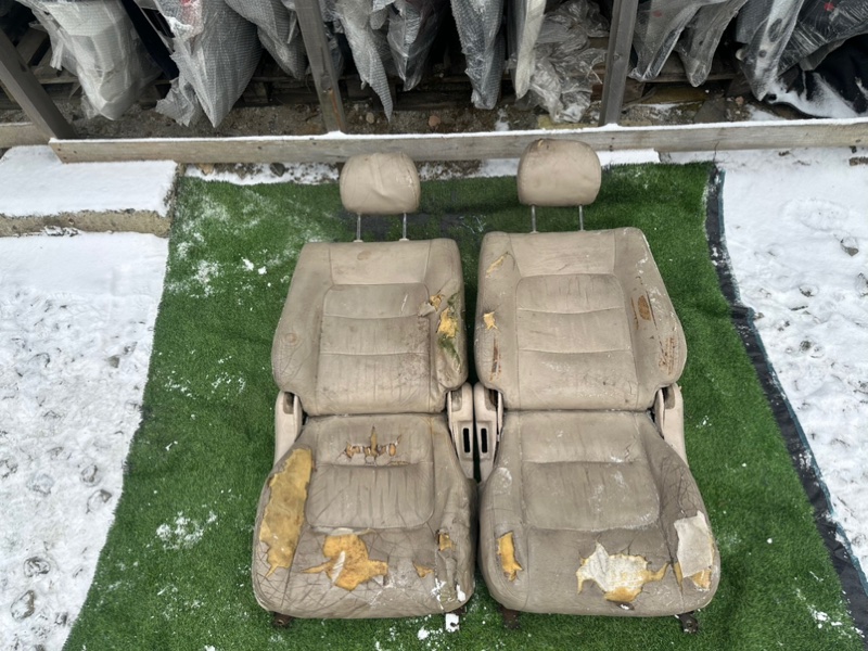 Сидения ПАРА лево/право TOYOTA LAND CRUISER CYGNUS UZJ100 передняя (б/у)