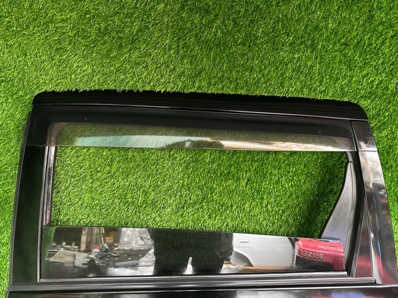 Ветровик Toyota Estima AHR20 задний левый (б/у)