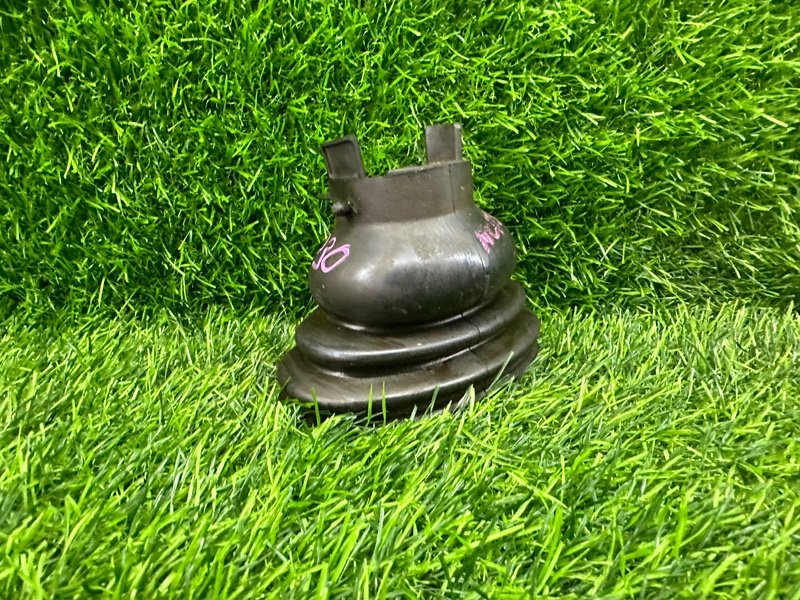 Пыльник рулевой колонки TOYOTA BB NCP30 (б/у)