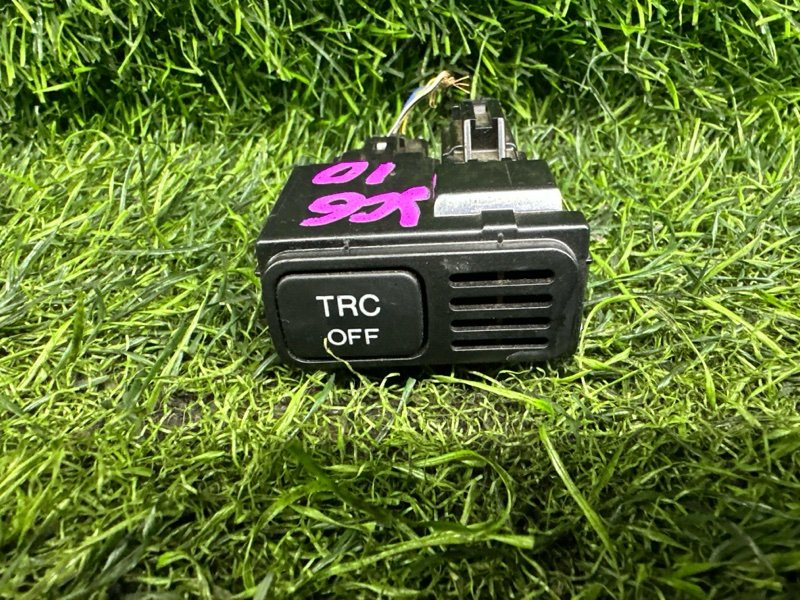 Кнопка отключения TRC TOYOTA PROGRES JCG10 1JZFSE (б/у)