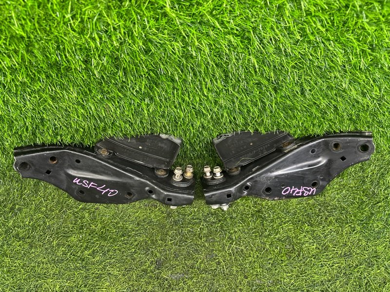 Крепление балки подвески LEXUS LS460 USF40 1URFSE переднее (б/у)