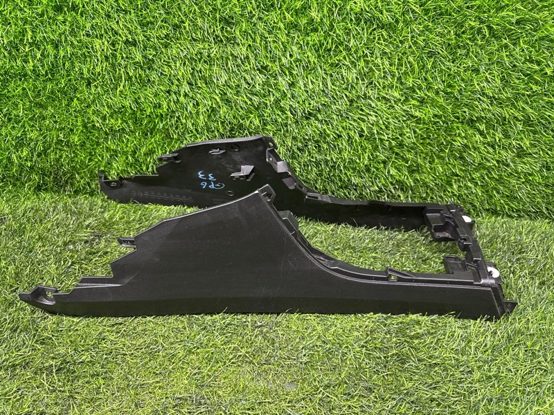 Консоль между сидений SUBARU IMPREZA GP6 (б/у)