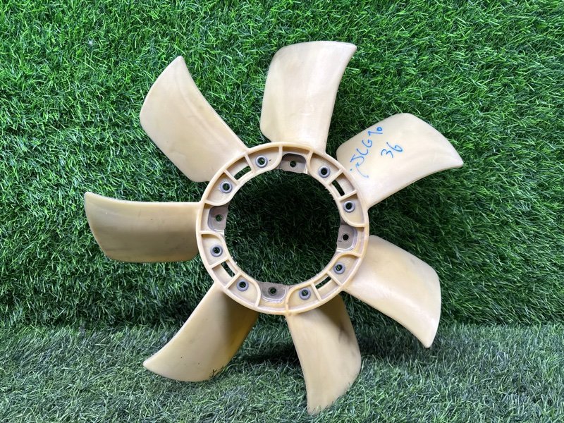 Вентилятор радиатора Toyota Brevis JCG10 (б/у)