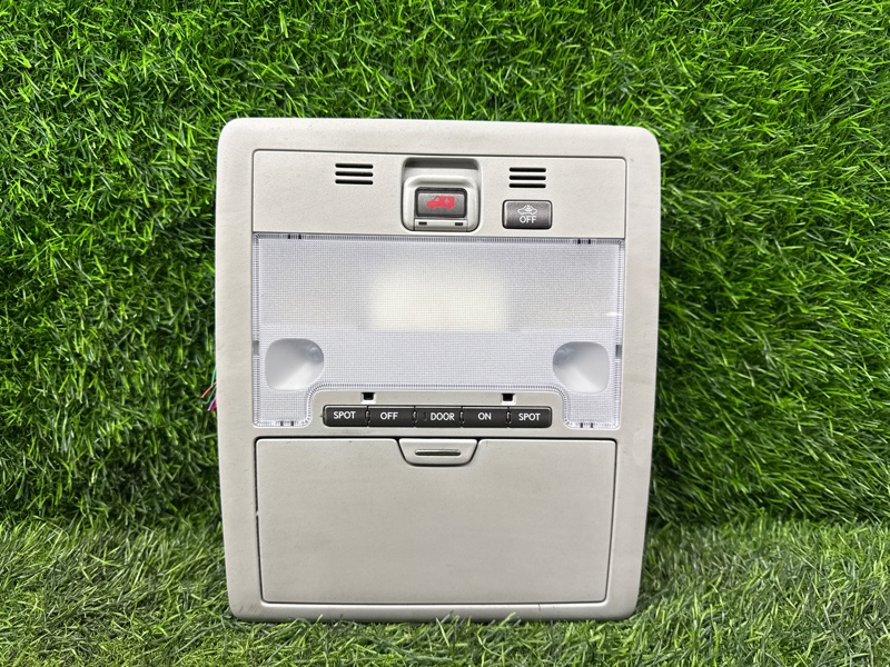 Светильник салона Lexus LS460 USF40 (б/у)