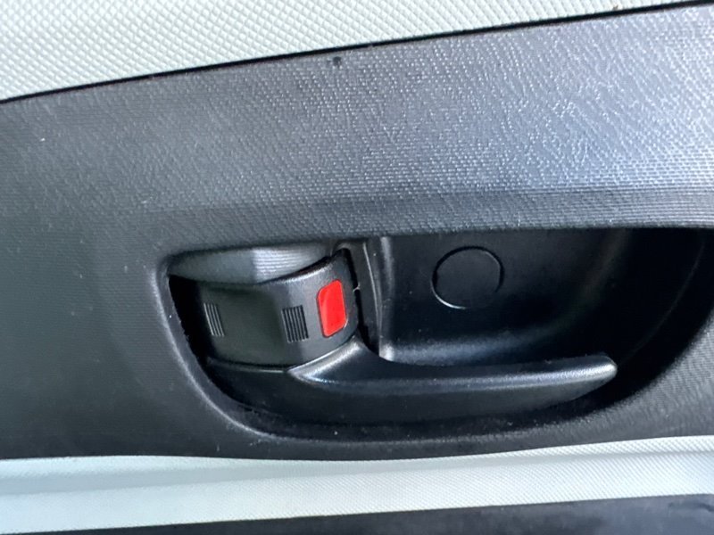 Ручка двери внутренняя TOYOTA AQUA NHP10 передняя левая (б/у)