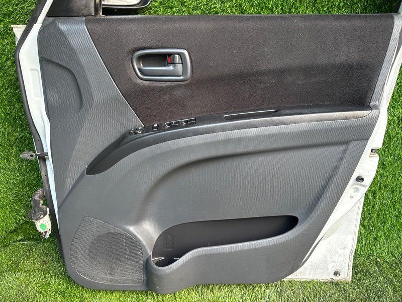 Обшивка двери SUZUKI SOLIO MA15S передняя правая (б/у)