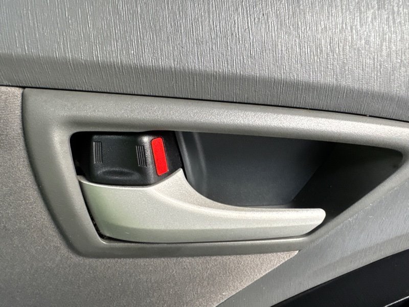 Ручка двери внутренняя Toyota Prius ZVW30 передняя левая (б/у)
