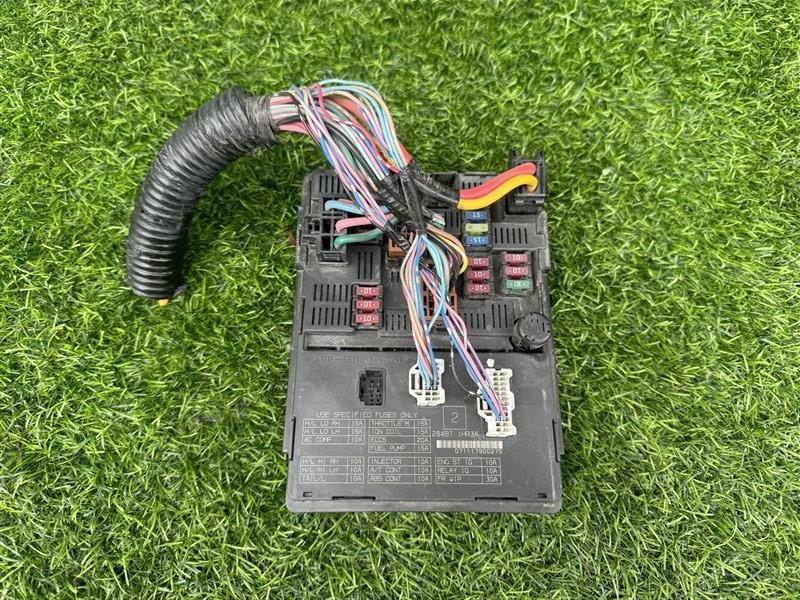 Блок предохранителей NISSAN NOTE E12 HR12DE (б/у)