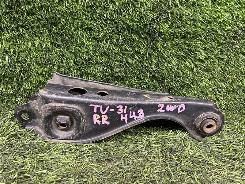 Рычаг Nissan Presage TU31 задний правый (б/у)