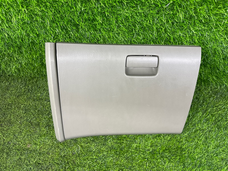 Бардачок Nissan ELGRAND ALWE50 VG33E 1998 передний левый (б/у)