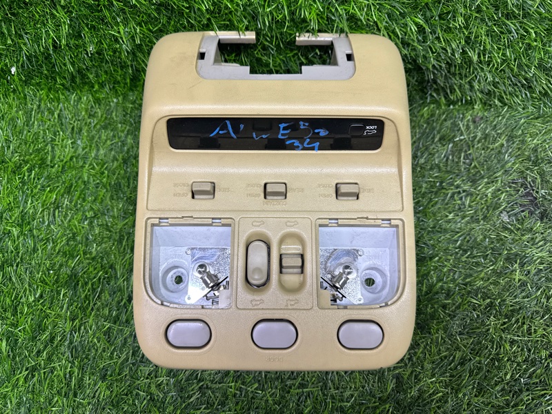 Светильник салона Nissan Elgrand ALWE50 передний (б/у)