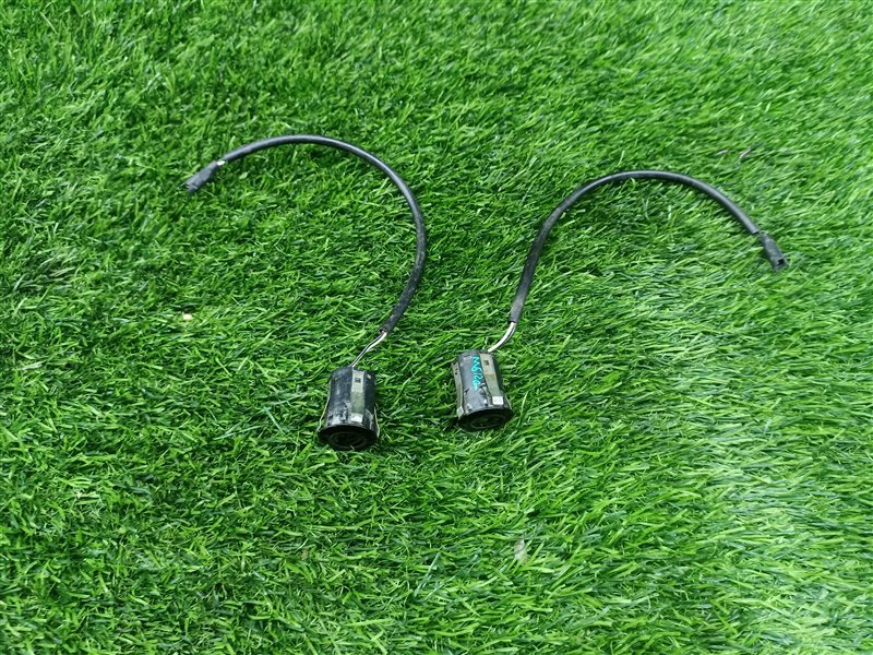 Датчик парктроника Daihatsu Boon Luminas/Passo Sette M512G M502G/M502E передний (б/у)