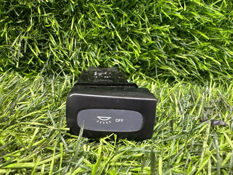 Кнопка включения света Nissan Elgrand ALWE50 VG33E 1998 (б/у)