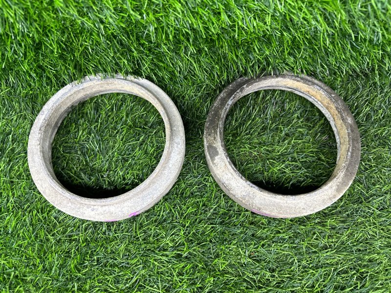 Проставки под пружины ПАРА TOYOTA LAND CRUISER HDJ81 задние (б/у)