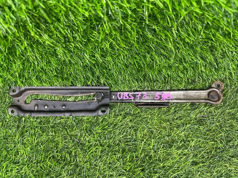 Петли двери багажника ISUZU BIGHORN UBS73 задние (б/у)