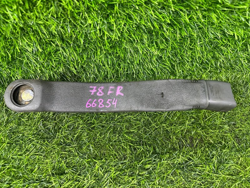 Замок ремня безопасности TOYOTA LAND CRUISER HDJ81 передний правый (б/у)