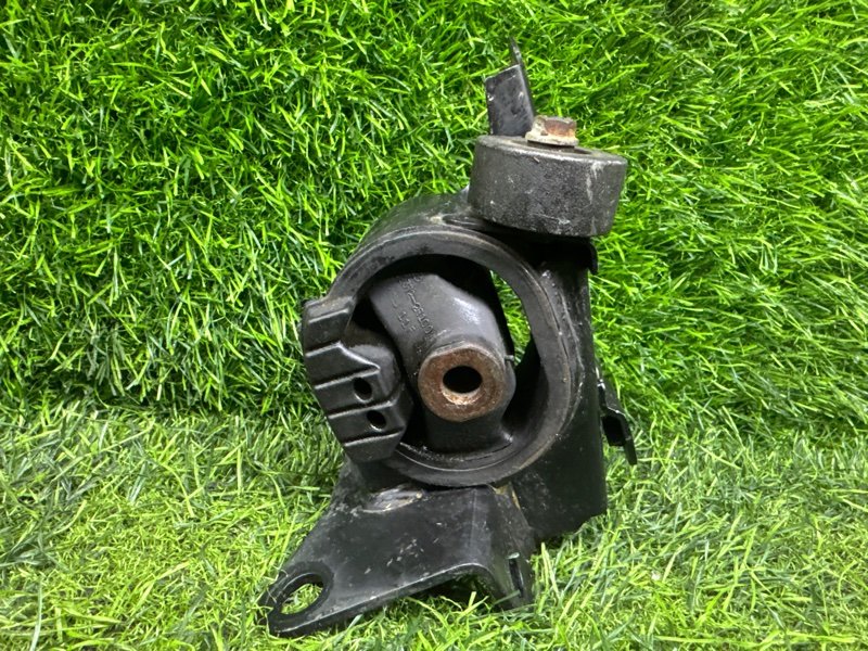 Подушка АКПП TOYOTA NOAH AZR60 левая (б/у)