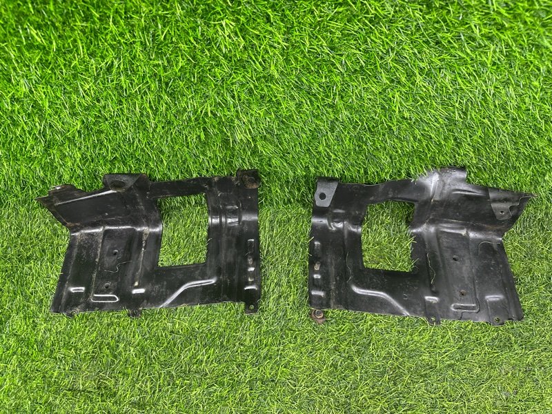 Крепление бампера лево/право TOYOTA LAND CRUISER HDJ81 заднее (б/у)