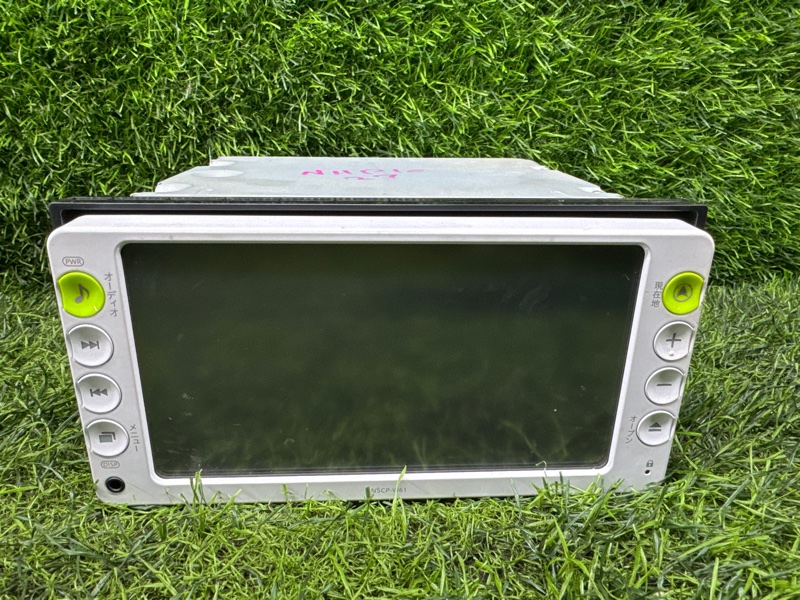 Магнитола TOYOTA AQUA NHP10 (б/у)