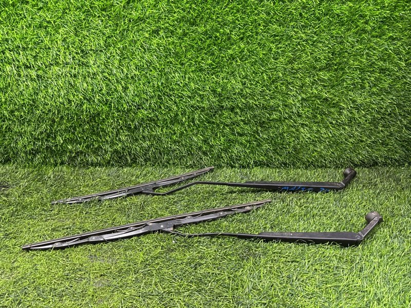 Поводки дворников ПАРА лево/право SUZUKI SOLIO MA15S передние (б/у)