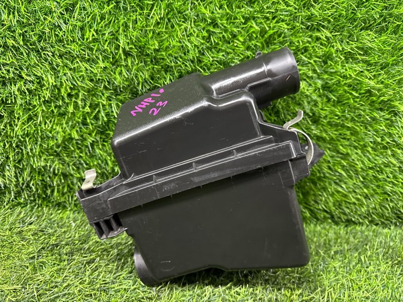 Корпус воздушного фильтра TOYOTA AQUA NHP10 (б/у)