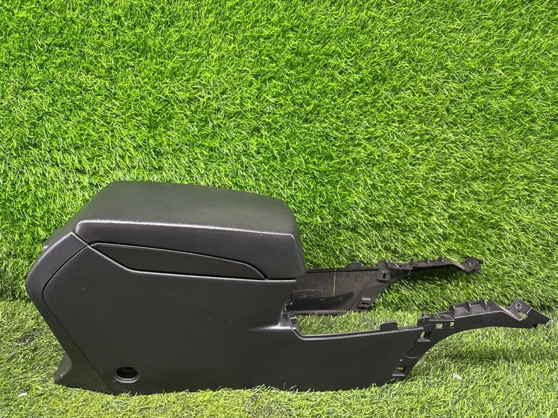 Подлокотник SUBARU LEGACY BR9 (б/у)