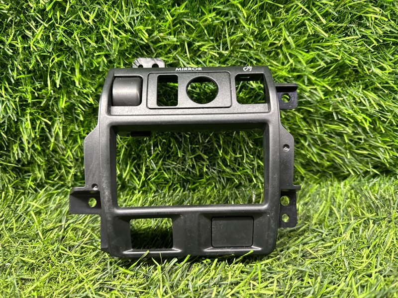 Консоль торпедо SUBARU LEGACY BR9 передний правый (б/у)