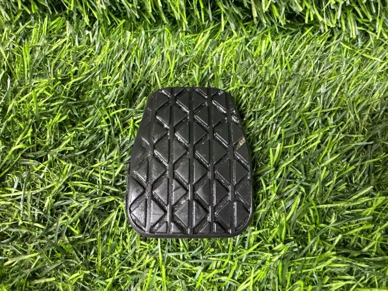 Накладка педали тормоза MAZDA AXELA BM2FS (б/у)