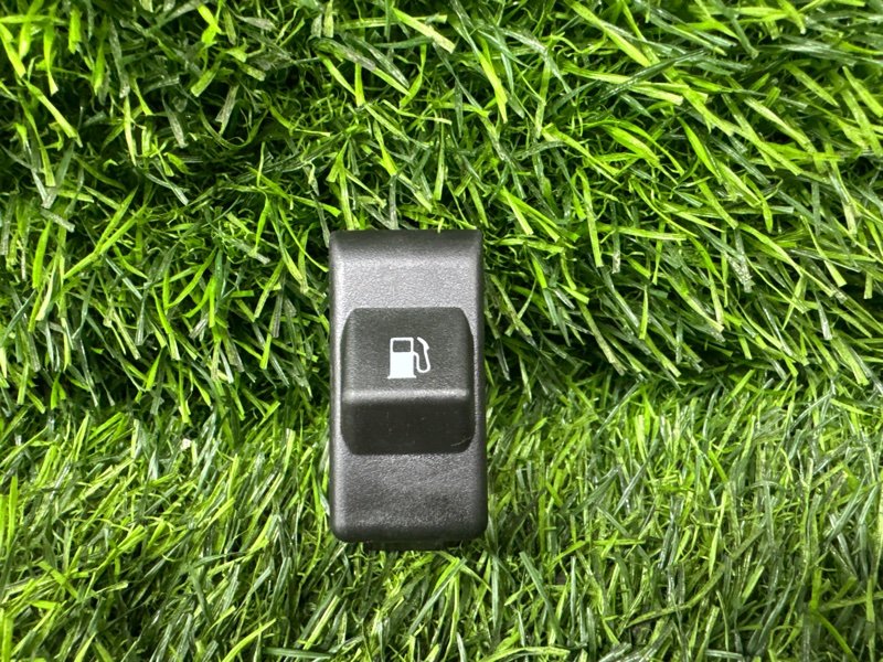 Ручка открытия бензобака MAZDA AXELA BM2FS (б/у)