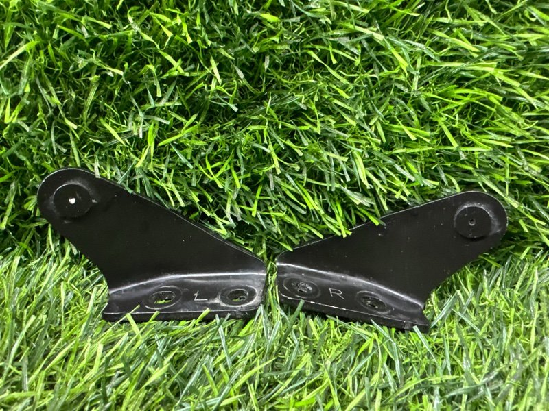 АМОРТИЗАТОР ДВЕРИ БАГАЖНИКА MAZDA AXELA BM2FS задний (б/у)