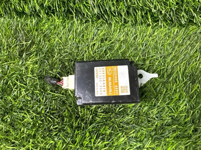 Блок управления замками SUBARU LEGACY BR9 (б/у)