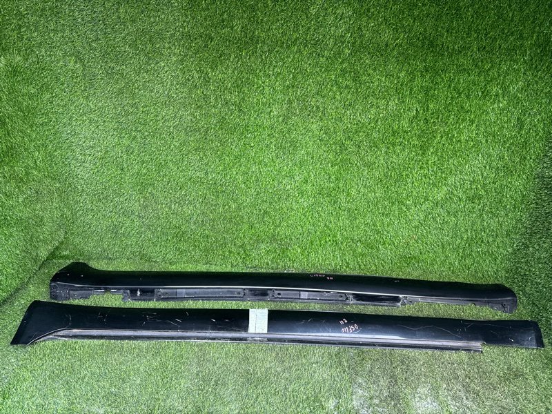 Порог пластиковый ПАРА лево/право Lexus LS460 USF40 (б/у)