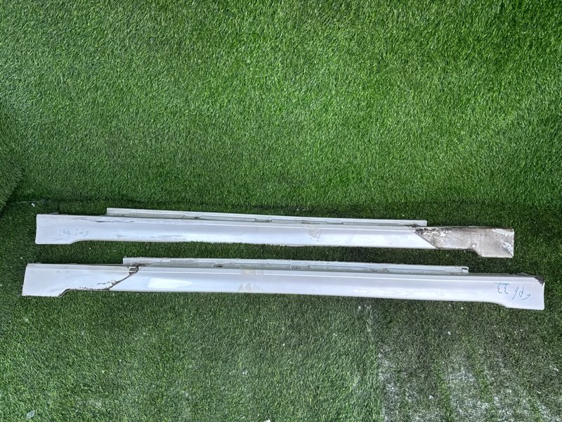 Порог пластиковый ПАРА лево/право Subaru Impreza GP6 (б/у)