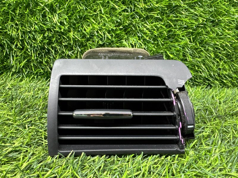 Дуйка Lexus LS460 USF40 передняя правая (б/у)