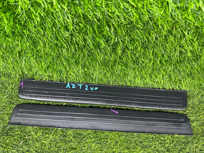 Порожек салона лево/право Toyota PREMIO AZT240 передний (б/у)