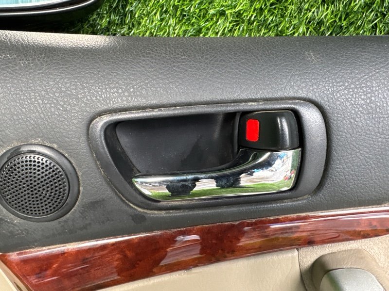 Ручка двери внутренняя Toyota ALLION AZT240 NZT240 ZZT240 ZZT245 передняя правая (б/у)