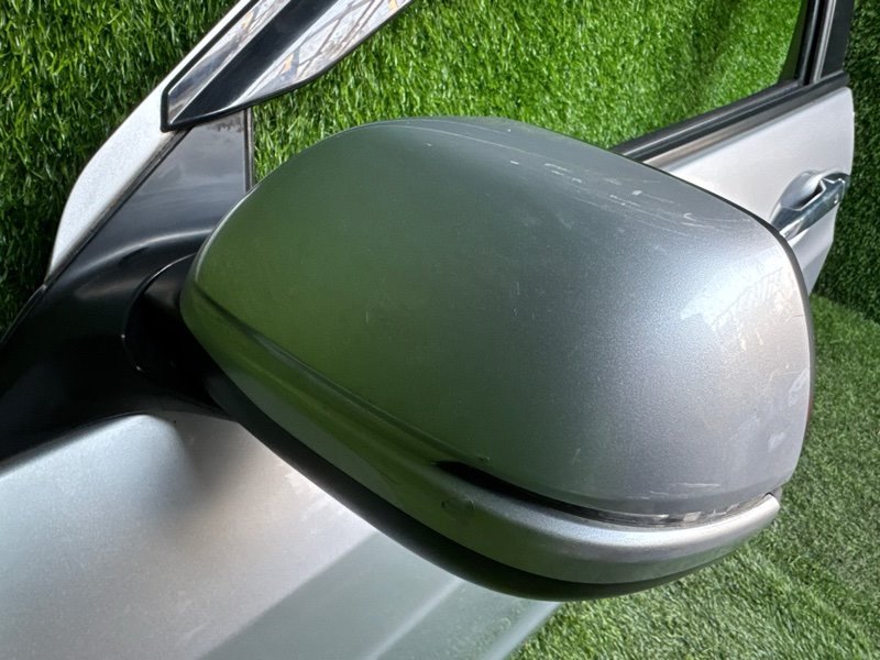 Ухо Honda Vezel RU3 RU1 RU2 RU4 RU левое (б/у)