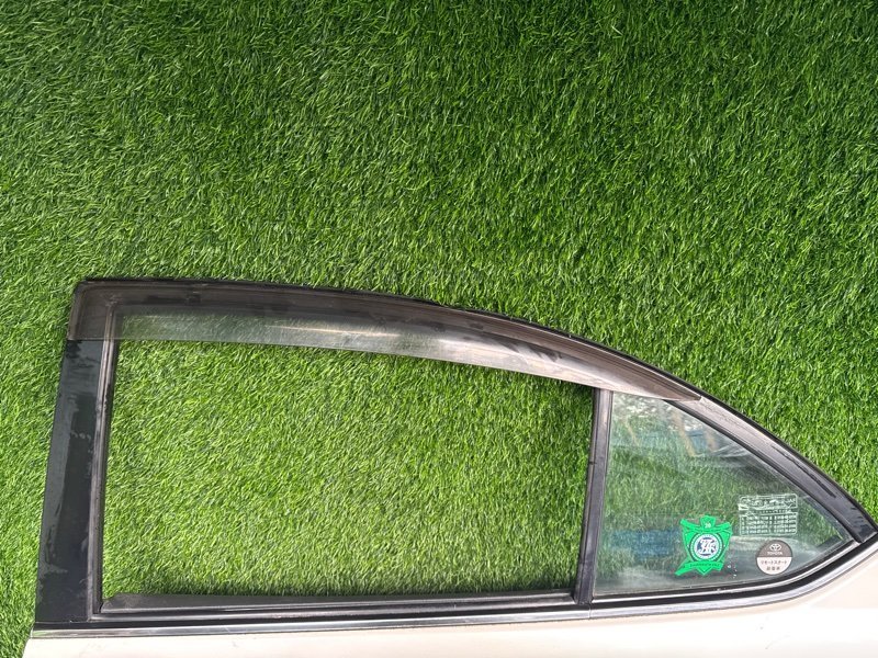 Ветровик TOYOTA PREMIO AZT240 NZT240 ZZT240 ZZT245 задний левый (б/у)