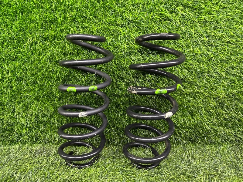 ПРУЖИНЫ ПАРА ЛЕВО/ПРАВО Honda Stepwgn RG1 задние (б/у)