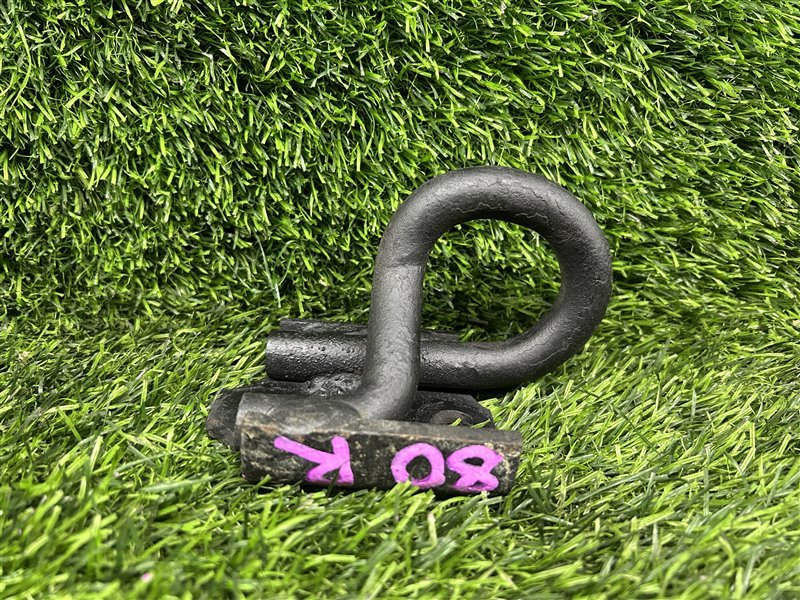 Крюк буксировочный TOYOTA LAND CRUISER HDJ81 задний (б/у)