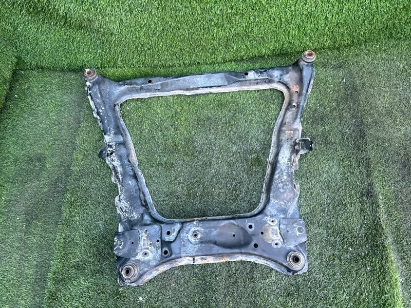 Балка под ДВС NISSAN SERENA HC26 MR20 передняя (б/у)